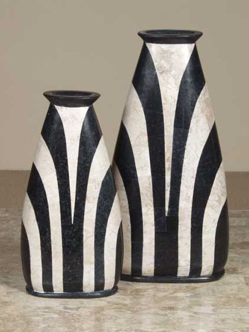 29-9212 - Viva Vase, Tall, Black Stone with Cantor Stone