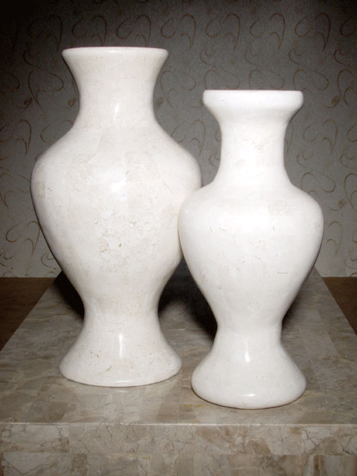 71-9321 - Oriental Vase, Small, White Ivory Stone