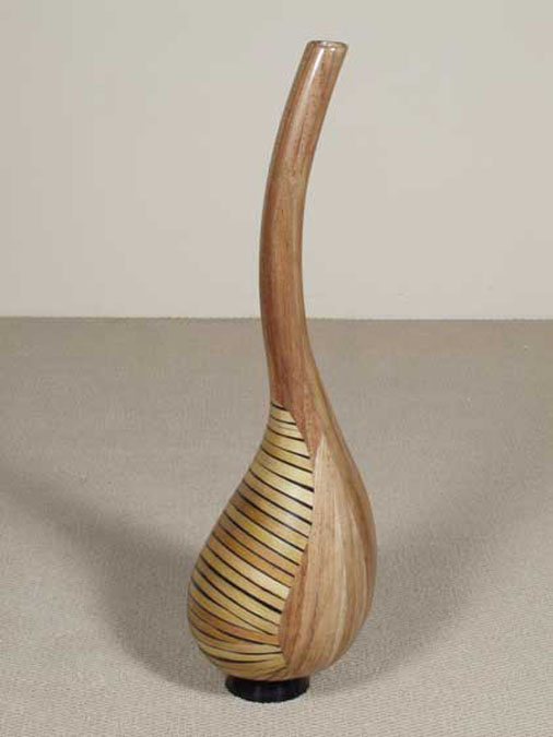 89A-9400 - Swan Vase, Honeycomb Cane Leaf with Yellow Strip Finish (formerly #89A-9420)